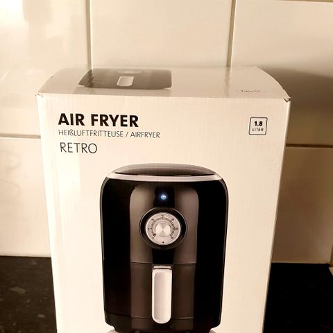 Selger Helt ny sort  Air Fryer . Kr 499.