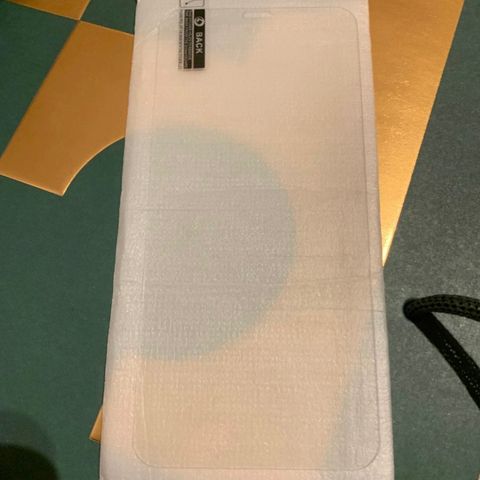 skjermbeskytter i herdet glass til iPhone 15pro