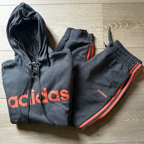 Pent brukt Adidas tracksuit str M