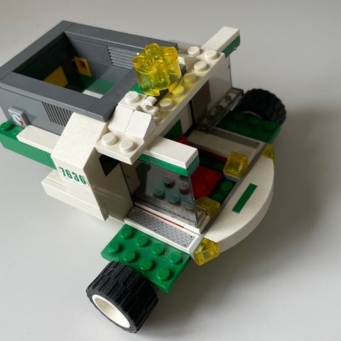 Lego deler av 7636 harvester