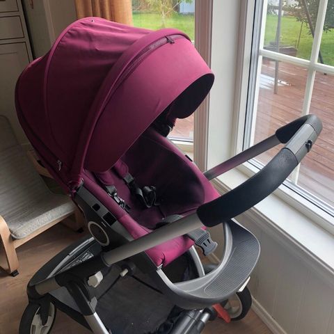 RESERVERT Stokke barnevogn