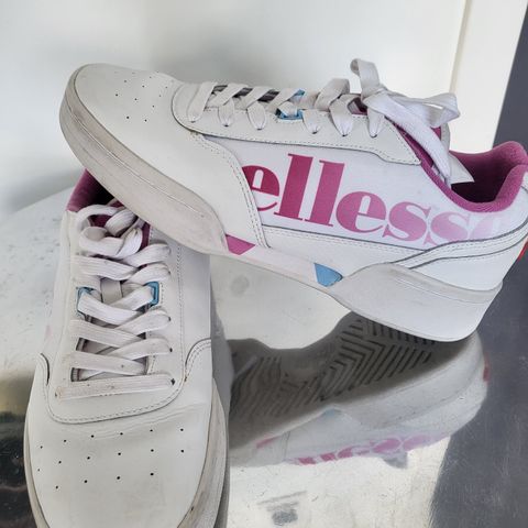 ELLESSE EL PIACENTINO HVIT/SUPERROSA