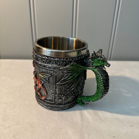 Stillig drage kopp / Dragon cup