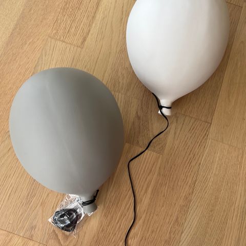 Byon ballonger (grå og hvit - 200kr per stykk)