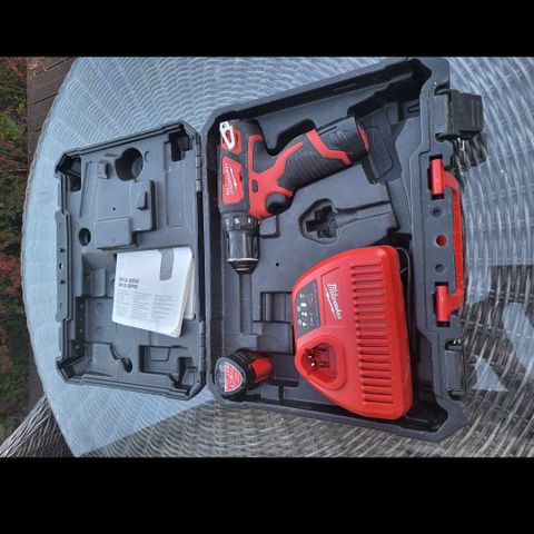 Milwaukee M12 BDD