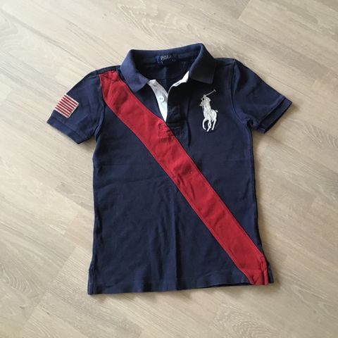 Polo Ralph Lauren, T skjorte til gutt. Str 6 år. Kr 150.