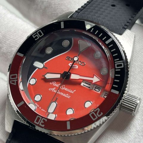 Moddet Seiko med NH36 og Red Special dial!