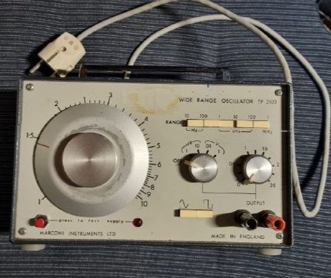 Signalgenerator Wide range oscillator  TF 2103 Marconi Instruments