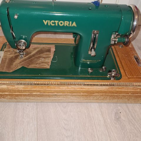 Victoria retro symaskin