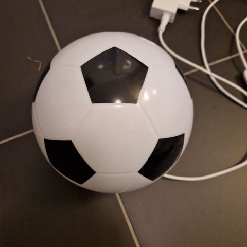 Ikea fotball bordlampe