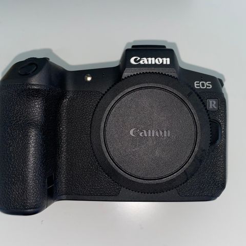 Canon EOS R