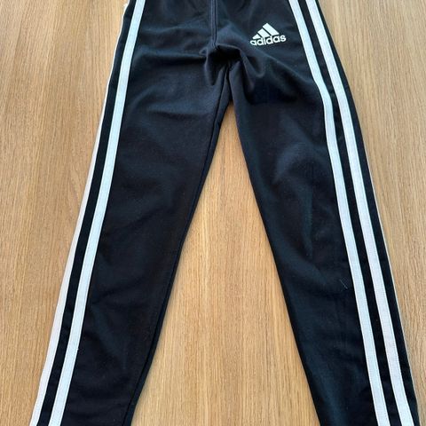 Adidas tights str 116