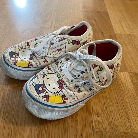 Hello kitty vans til jente i str 22