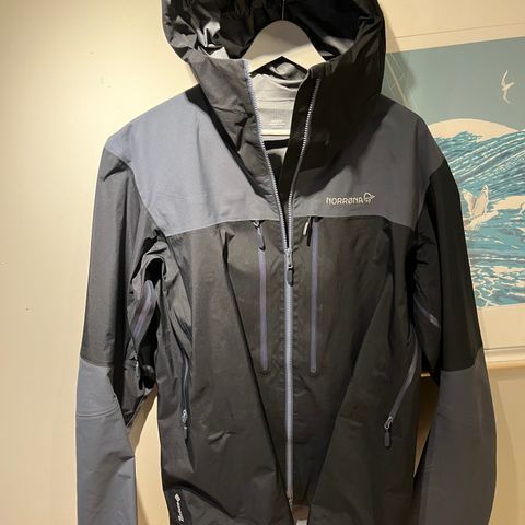 Norrøna Trollveggen Gore-Tex pro light ( XL)