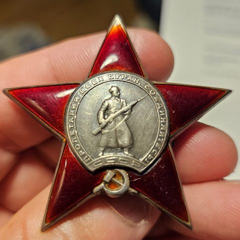 Medalje red star 1944