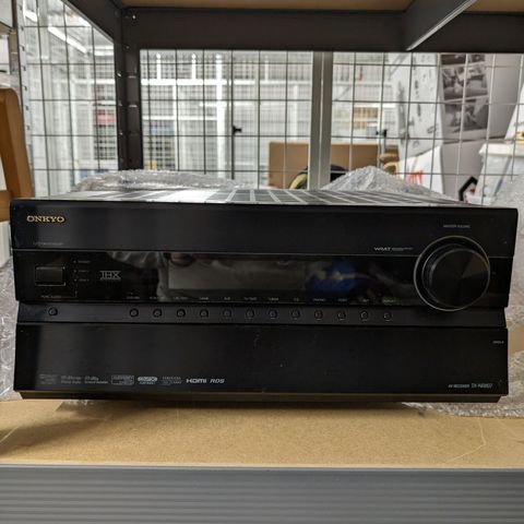 Onkyo TX-NR807 forsterker