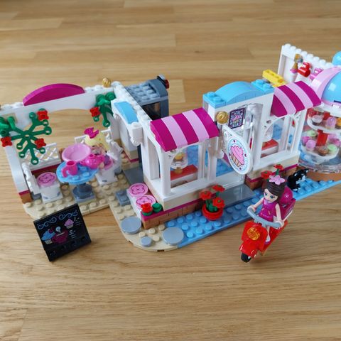 Lego Friends "Heartlake Cupcake Café" 41119