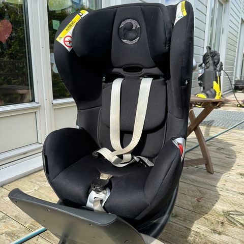 Cybex Sirona Q i-Size med 360° rotasjon