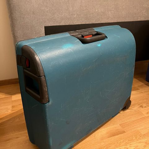 Carlton koffert