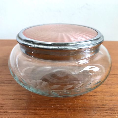 Veldig pent gammelt vanity jar/pudder krukke/smykkeskrin i slipt glass