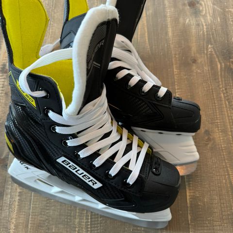 Bauer NS20 hockeyskøyter str 35