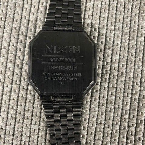 NIXON Robot Rock