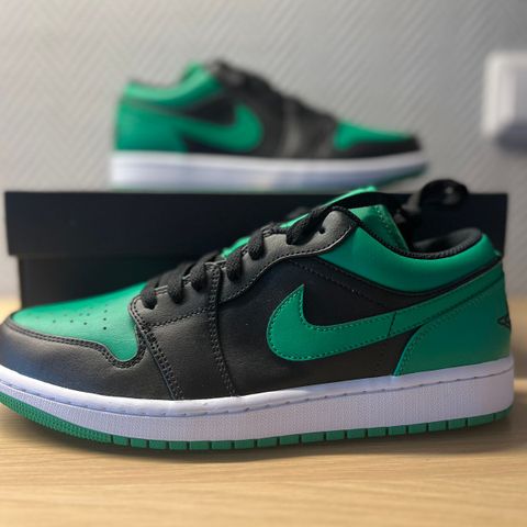 Air jordan 1 low.  42,5