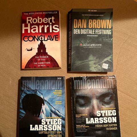 Dan Brown, Stig Larsson og Robert Harris bøker