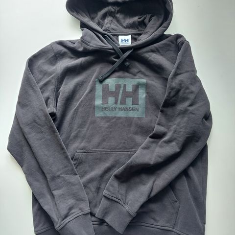 Ubrukt Helly Hansen hettegenser