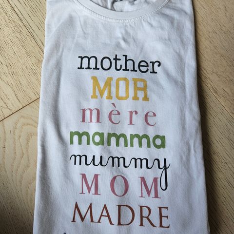 Mamma t-skjorte fra Kappahl