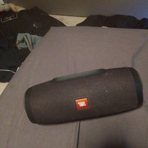 Jbl charger