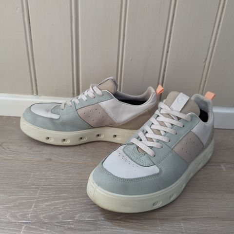 Sneakers dame ecco