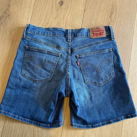 Levi’s Str. 26