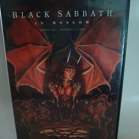 Skrotfot: Black Sabbath in Moscow