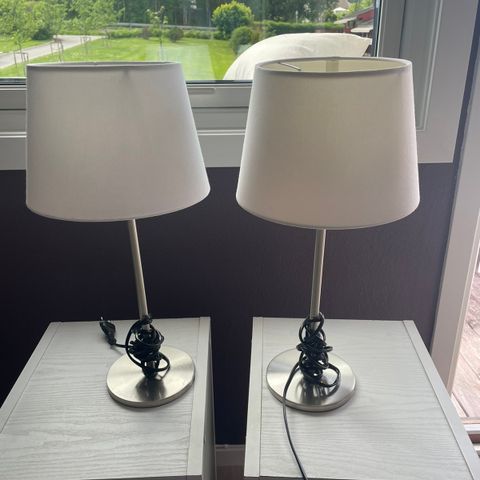 Taklampe og bordlamper fra Ike