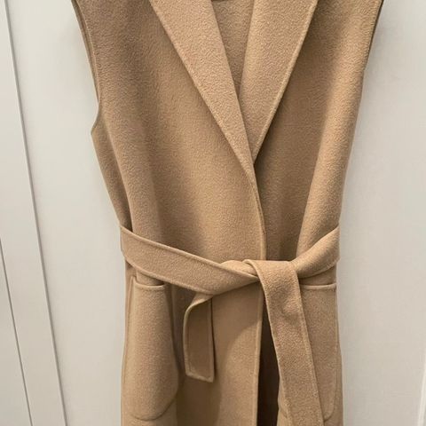 Max Mara vest