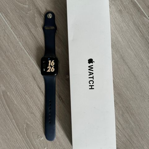 Apple Watch SE