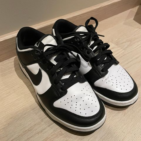 NIKE dunk low - panda