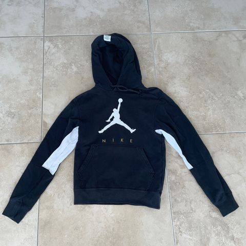 Nike Jordan hettegenser 14 år / xs