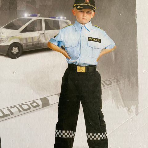 Politiuniform 4-5 år. NY PRIS!!