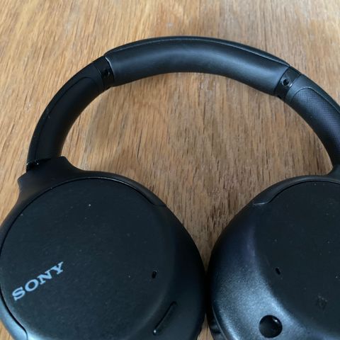 Sony WH-CH710N