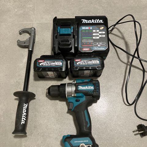 Makita 40v skrumaskin