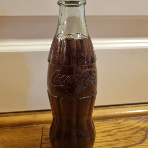 Coca-Cola glassflaske fra Armenia