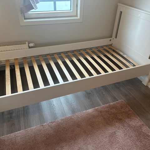 Enkeltseng Ikea 90x200cm