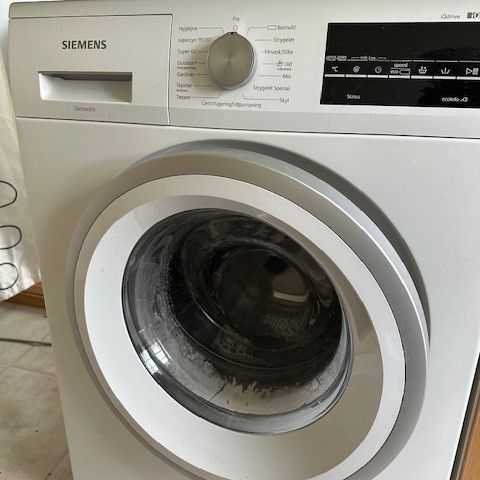 Lite brukt Siemens iQ500 vaskemaskin