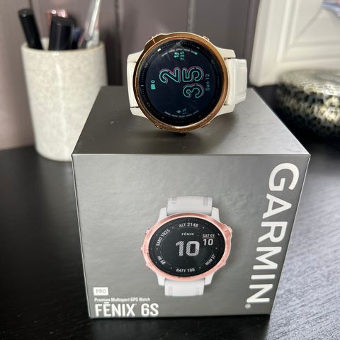 Garmin fenix 6s Pro GPS smartklokke 42mm (rósegull/hvit)