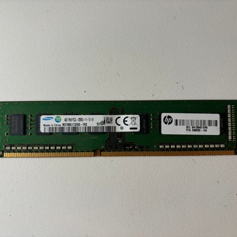 Samsung UDIMM DDR3L 1600MHz 240Pin 4GB DRAM