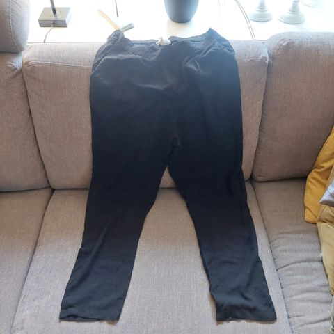 Sommer bukse sort 36 (38 M)