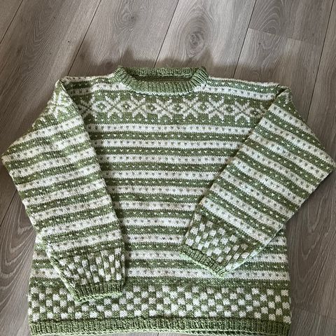 Fana strikke genser