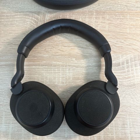 Jabra Elite 85h hodetelefoner med etui